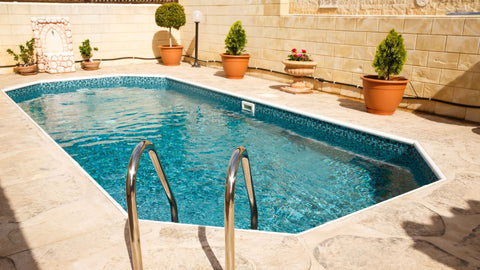 7 Must-Haves for a Safe and Fun Pool